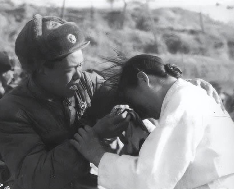 历史上的10月26日发生了什么,12月26日历史的今天