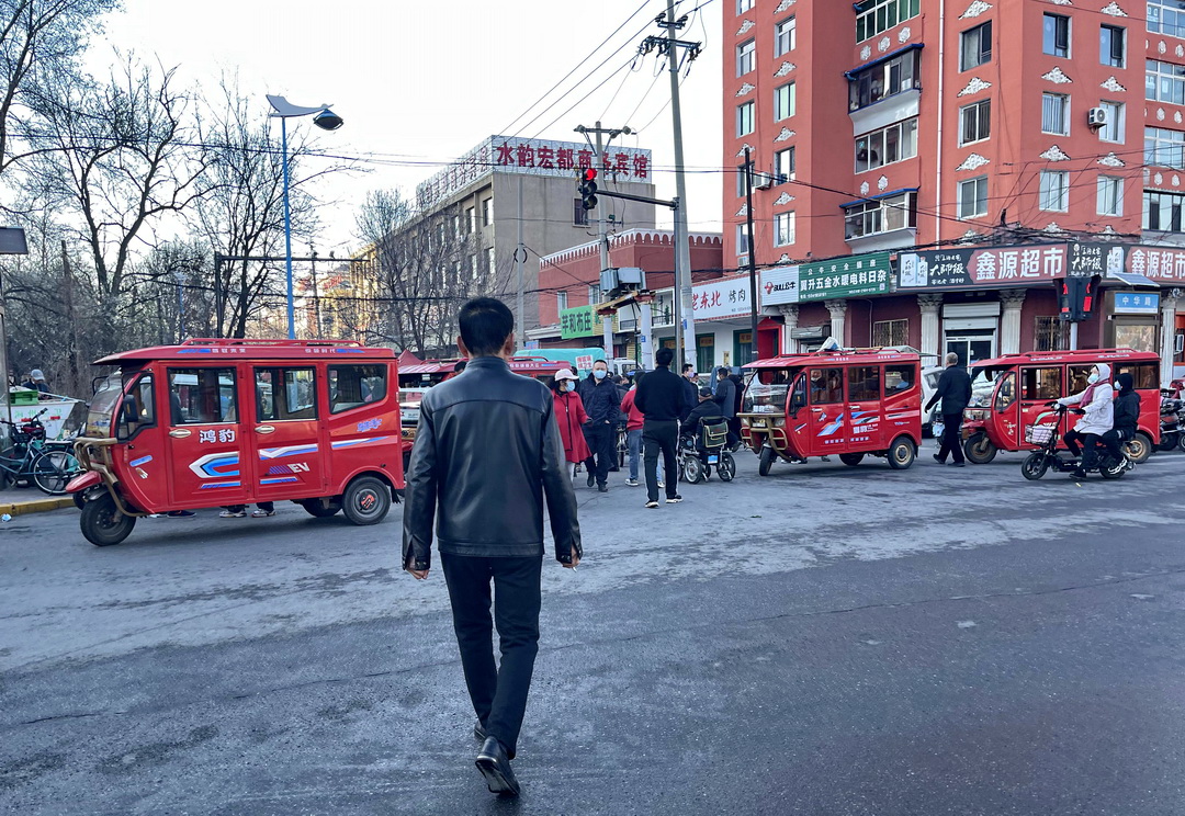 带大家看看东北早市物价多便宜,看东北早市物价冬天囤菜