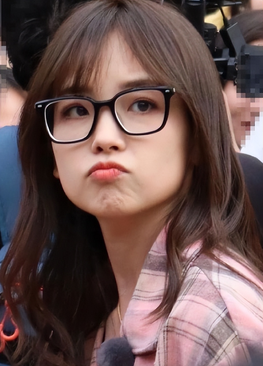 王冰冰现身中传照片,王冰冰现身中传校园