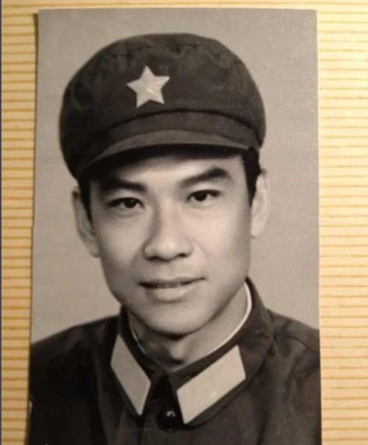 12年后再看王学圻：当年他和相伴40年的发妻离婚，不是因为范冰冰