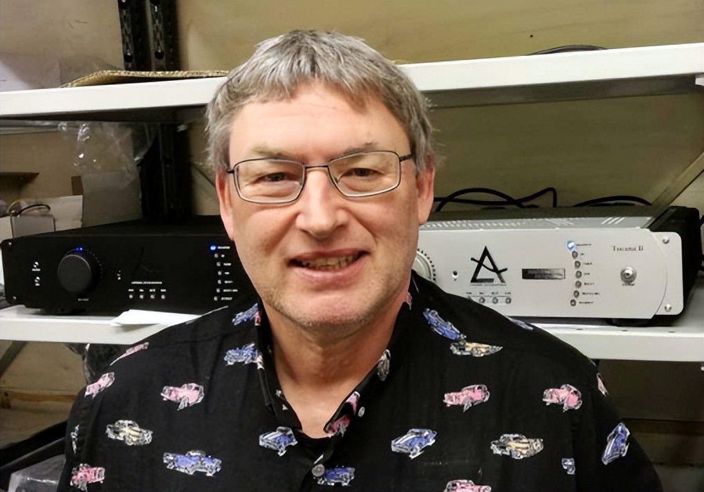 英国LEEMA庆祝品牌25周年庆推出QUANTUM系列