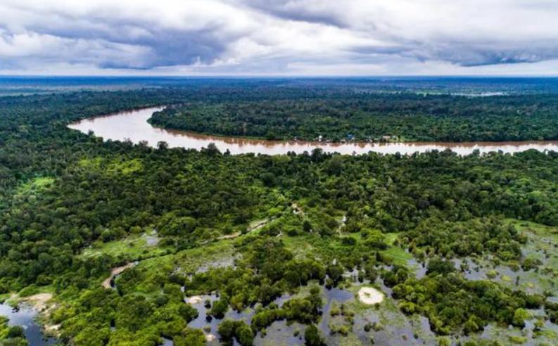 印尼面积人口对比中国,印尼人口经济军事概况