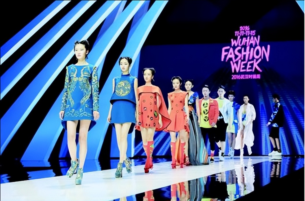 武汉时尚艺术季历年主题,武汉时装周2017时间表