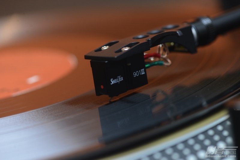 「鉴赏」精准重播与舒适悦耳,一次体验TechnicsSL-1000R、SL-1210G两款黑胶唱盘