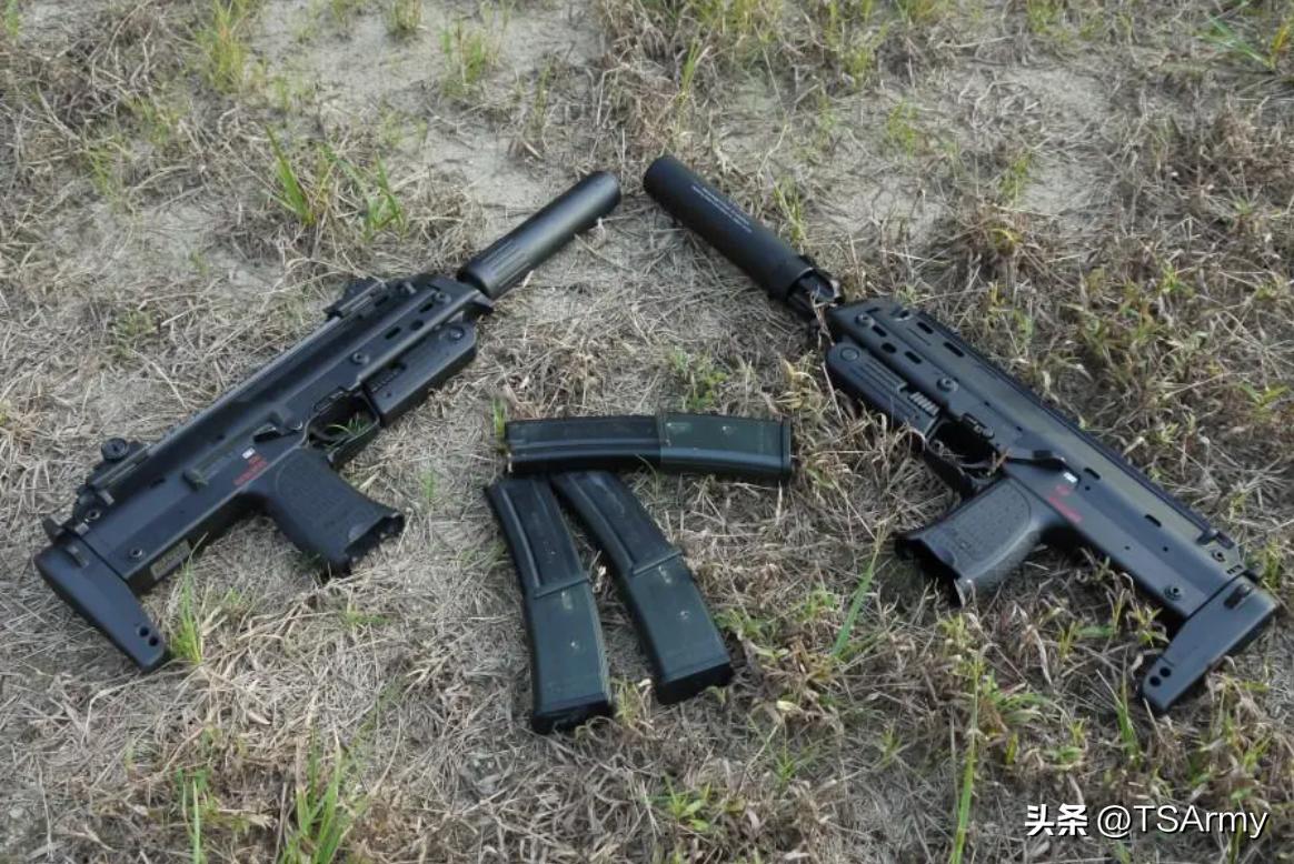 香港飞虎队使用的是什么枪械,飞虎队用的是什么手枪