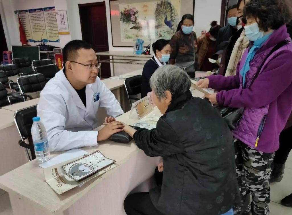 脾胃虚弱引起心肌缺血吃什么,脾胃虚弱心肌缺血心惊怎么治