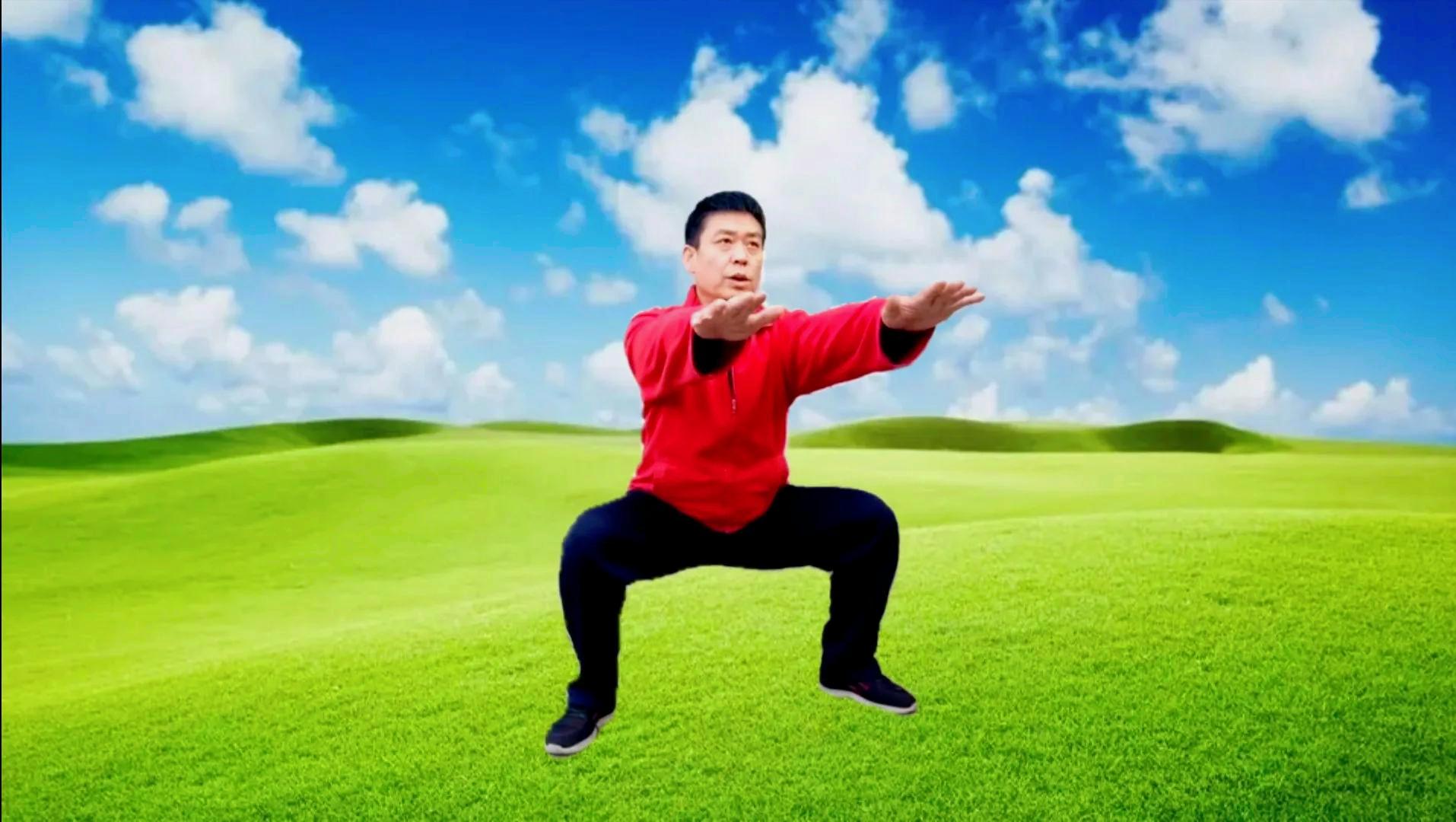 徒手深蹲高难度动作练大腿根肌肉,徒手深蹲锻炼腿部肌肉