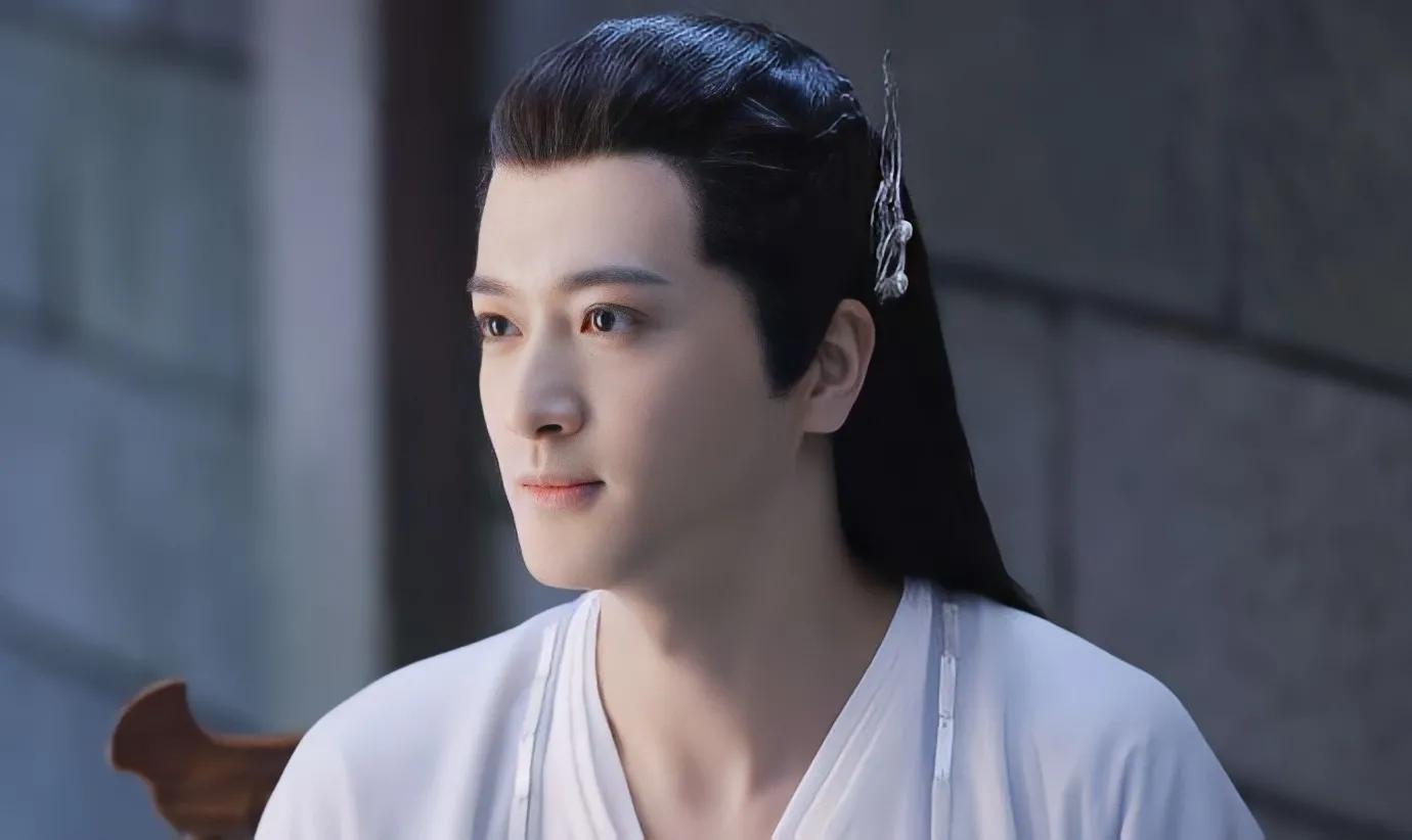 6位反套路的男美人鱼，有人清俊，有人脆弱，你最喜欢谁？