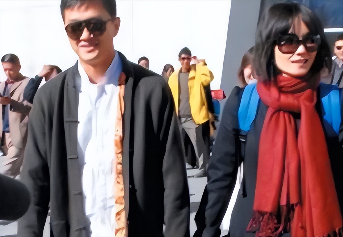 王菲是如何和窦唯走在一起的,王菲和窦唯现在的情史