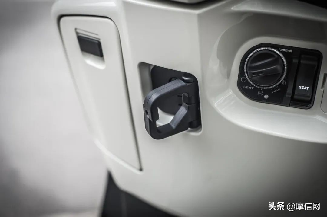 新大洲本田ns125la驾驶感受,新大洲本田NS125LA优点和缺点