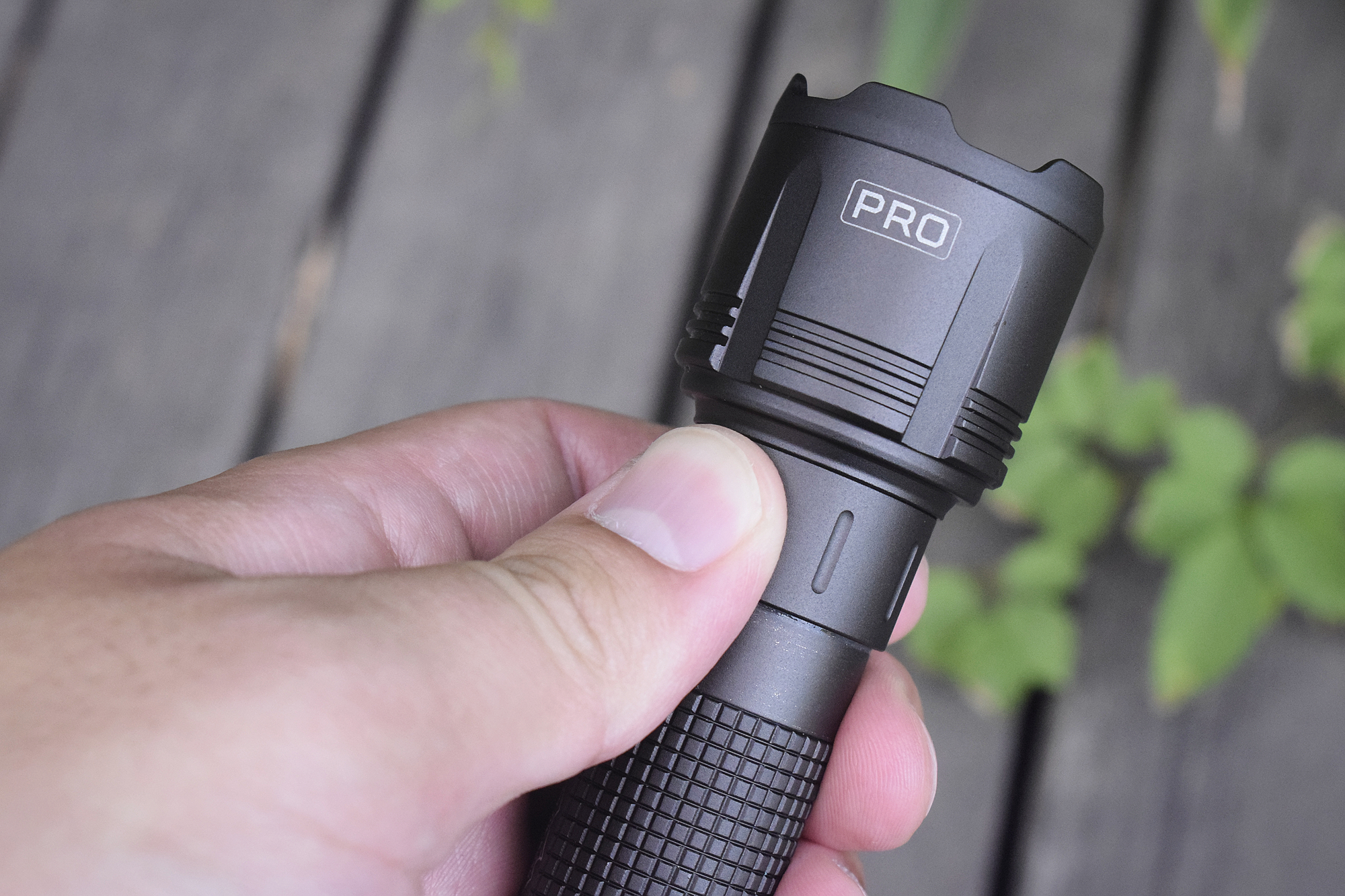 前行路上，有你相伴！在路上M9Pro2代远射手电体验