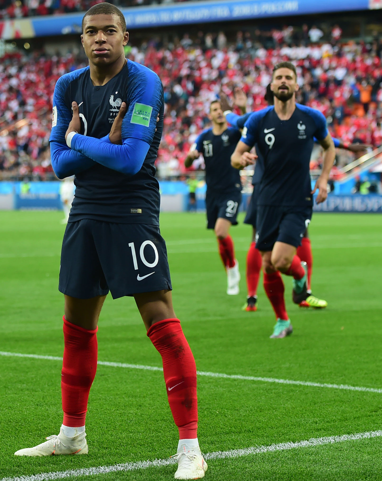 今日足球竞彩推荐实单2串1,今日足球竞彩实单推荐2串1