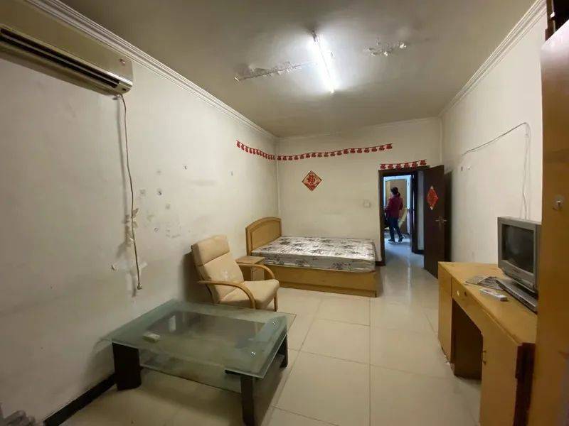 浜屾墜鎴块亣鍐蜂氦鏄撻噺,浜屾墜鎴跨獊鐮村競鍦哄喎娣℃湡