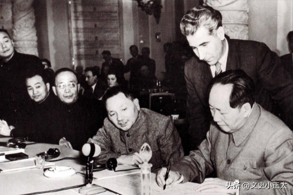 1957年毛*东泽**率团访苏，赫鲁晓夫问这小个子是谁，*小平邓**机智回答
