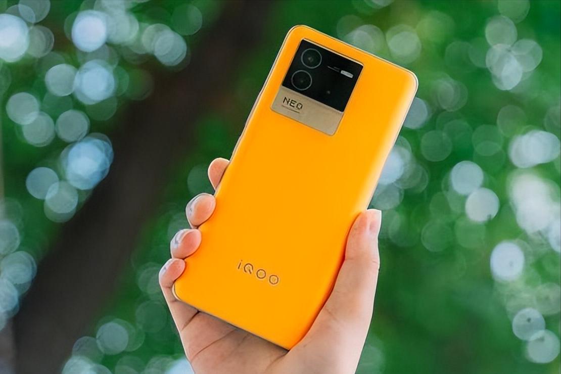 现在想买手机建议买什么手机,现在买手机最推荐买什么手机