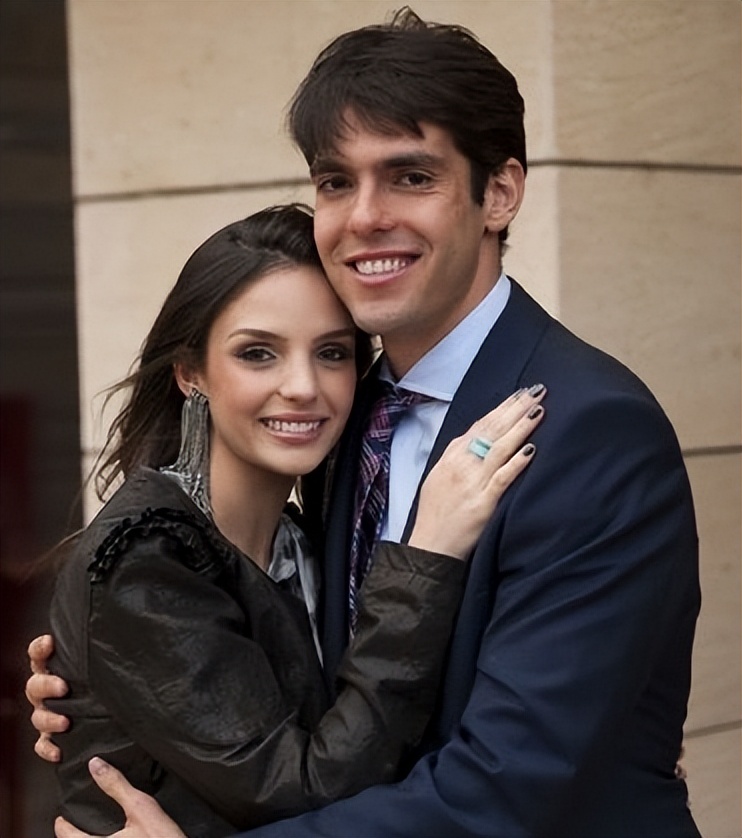 卡卡和前妻相爱吗,卡卡和前妻的恩爱视频