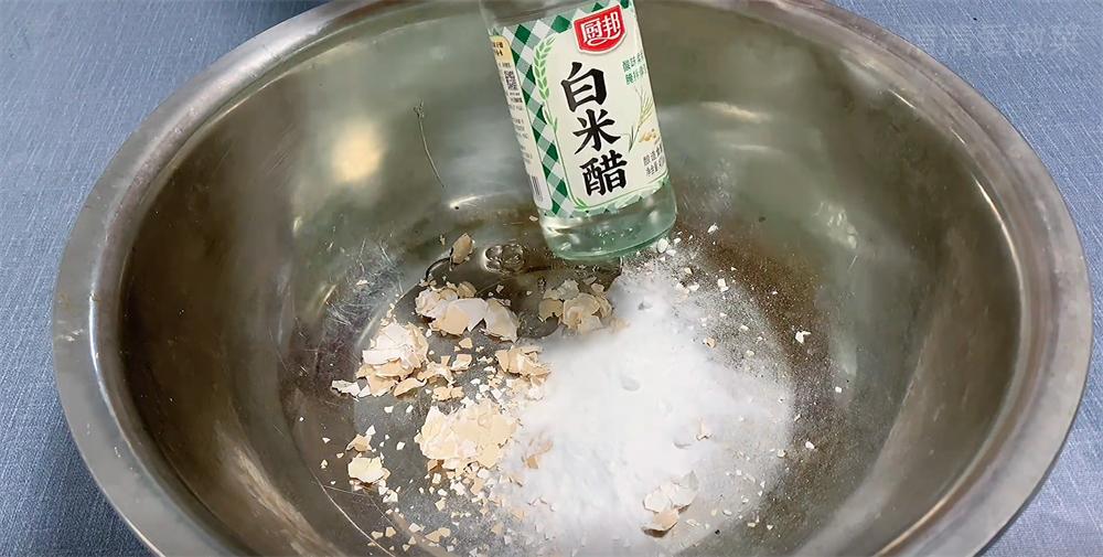 锅用久了油污怎么办,顽固油渍锅清洗小妙招