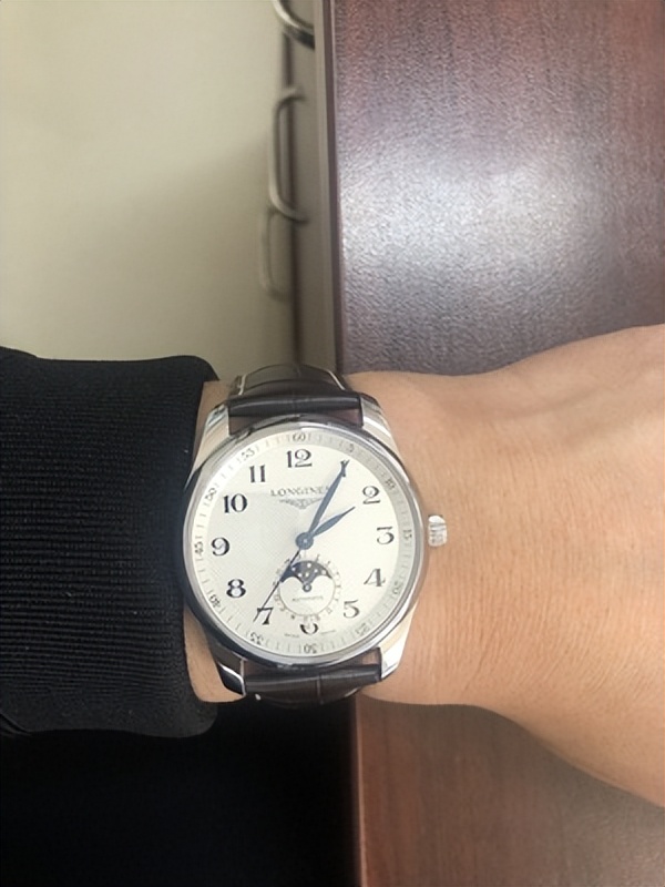 浪琴男士手表浪琴2021价格表,浪琴手表必须去浪琴售后吗