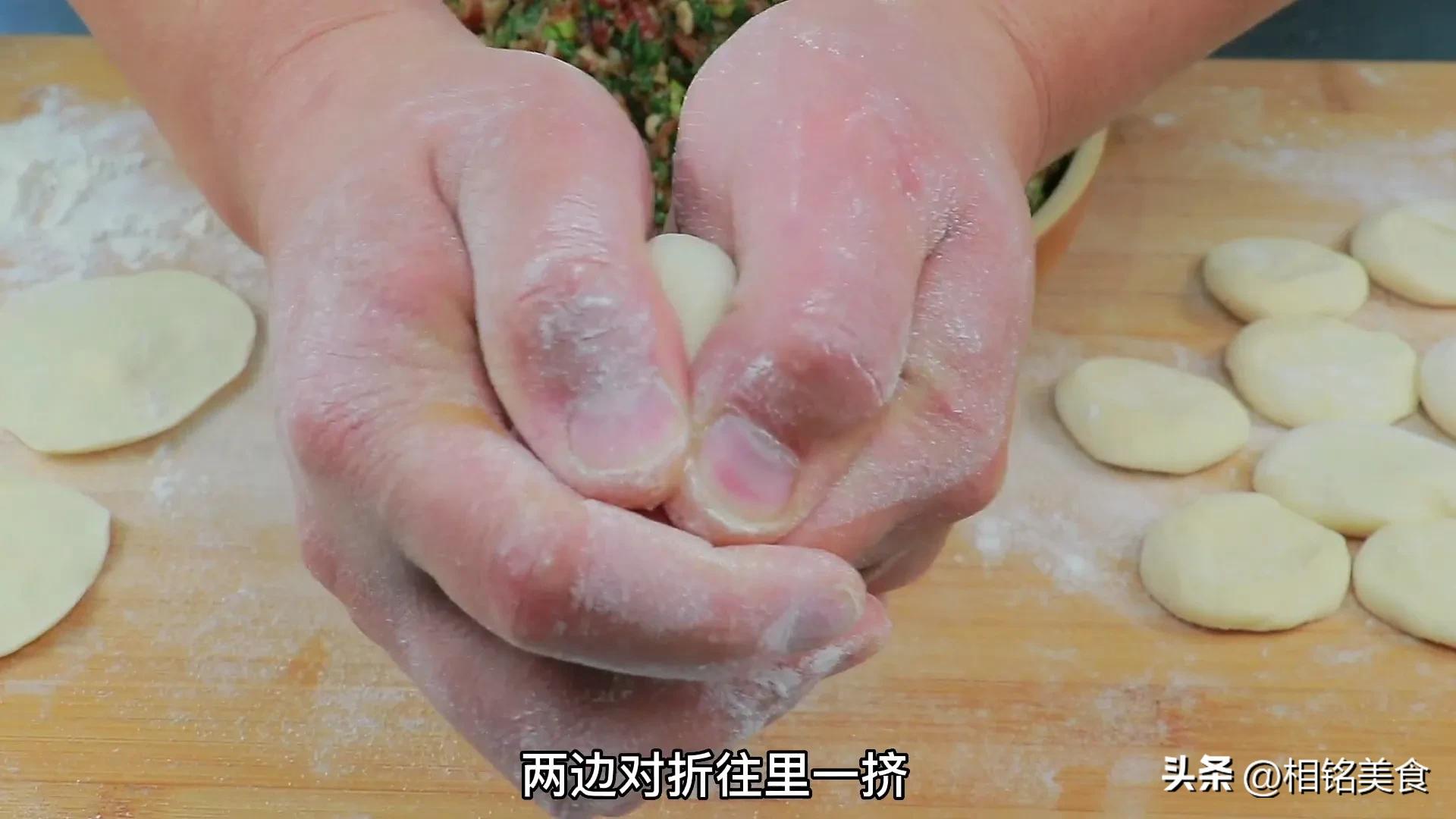 羊肉馅饺子怎么调馅不腥不膻,羊肉饺子馅咋调味不散