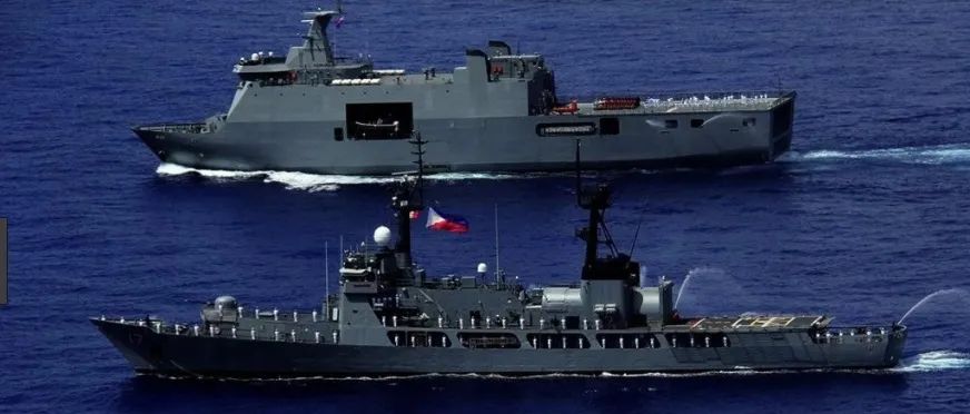 中国管控菲律宾舰船视频,中国海警仁爱礁水炮菲律宾补给船