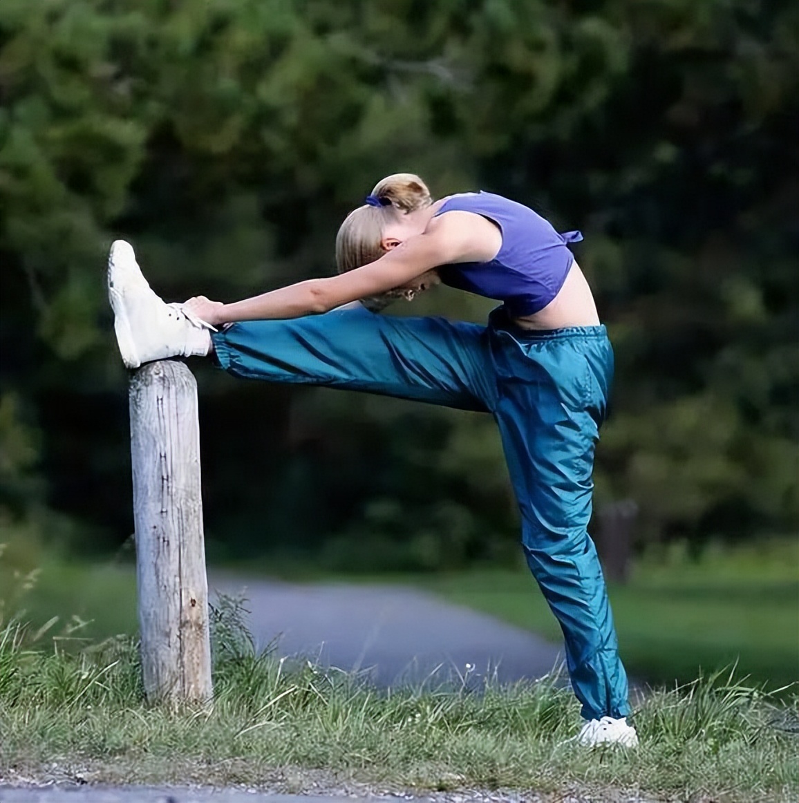 腰椎间盘突出腰背肌锻炼方法图例,腰椎康复后怎么锻炼腰肌