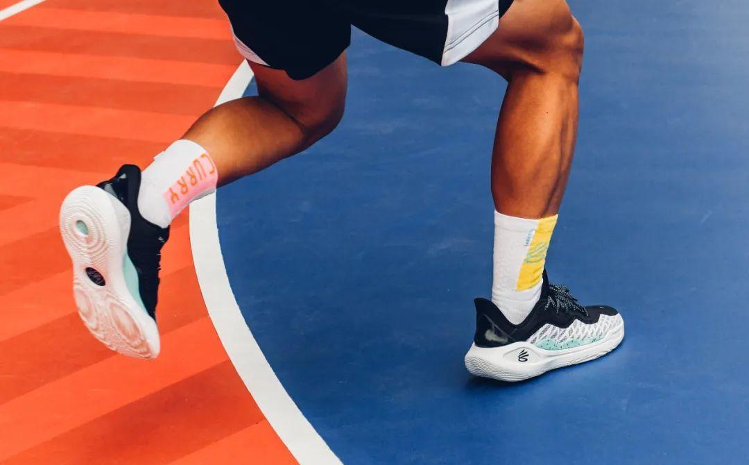 全新球鞋,这双球鞋见证了你的进步和蜕变