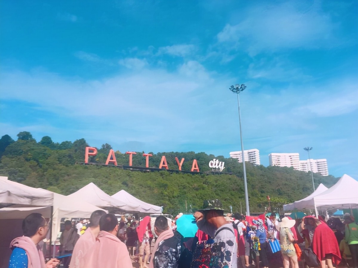 白人乞丐泰国,在泰国的欧美白人乞丐