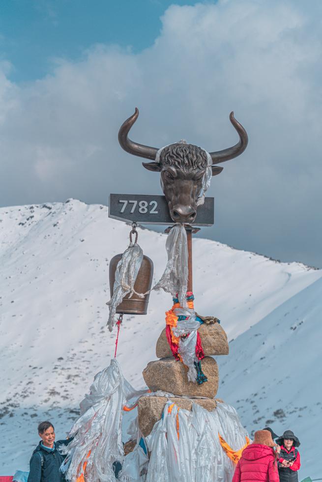 龙泉山看桃花徒步最佳路线,徒步穿越十里桃花漫山遍野