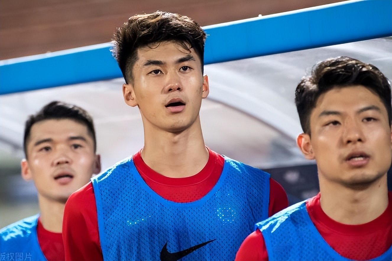 国足铁卫一挑二,国足铁卫战斗力