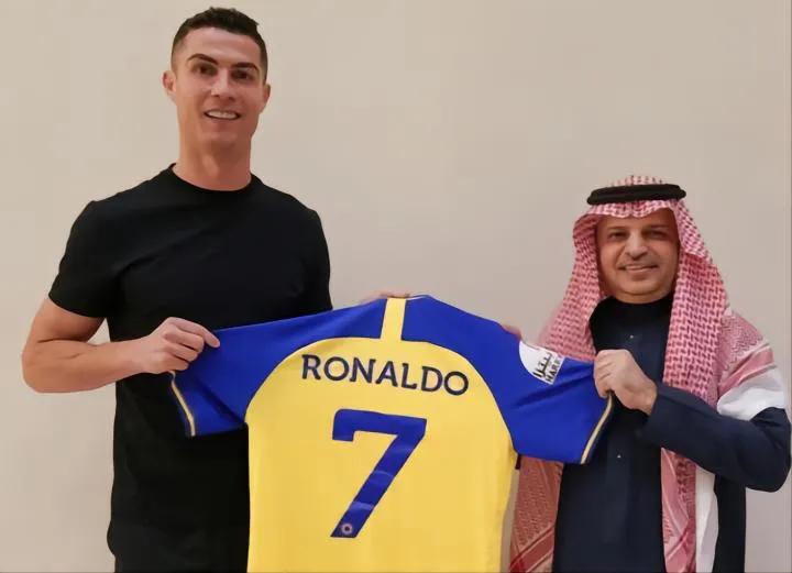 梅西足坛最高身价,梅西年薪和nba球星对比