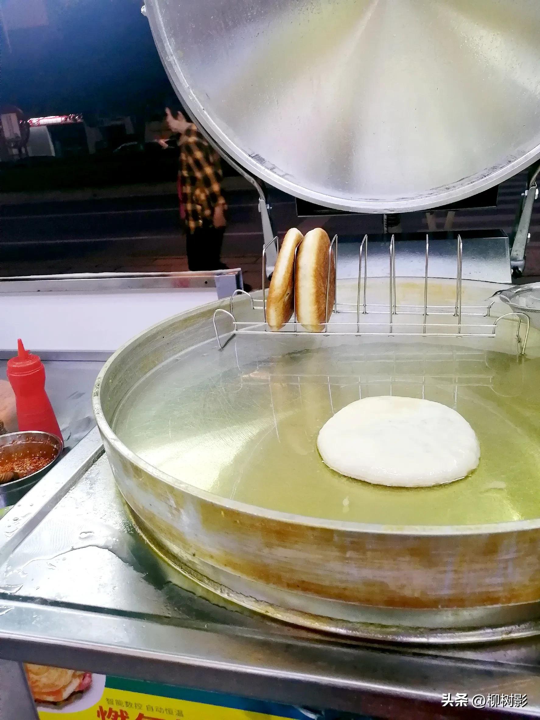 新店开业送鲜花篮改为麦穗花篮了，商铺租金月付，2023年太难了