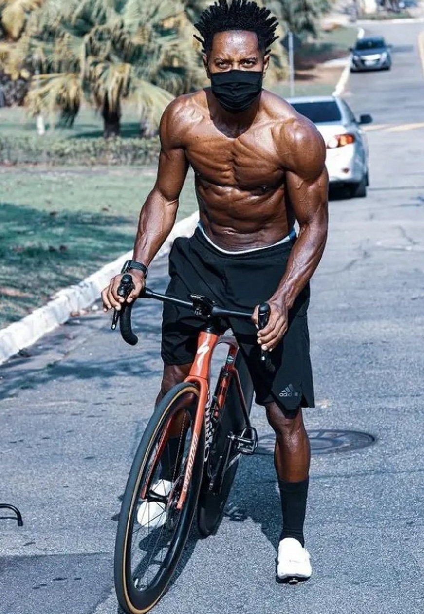 最自律的球员,巴西自律小伙