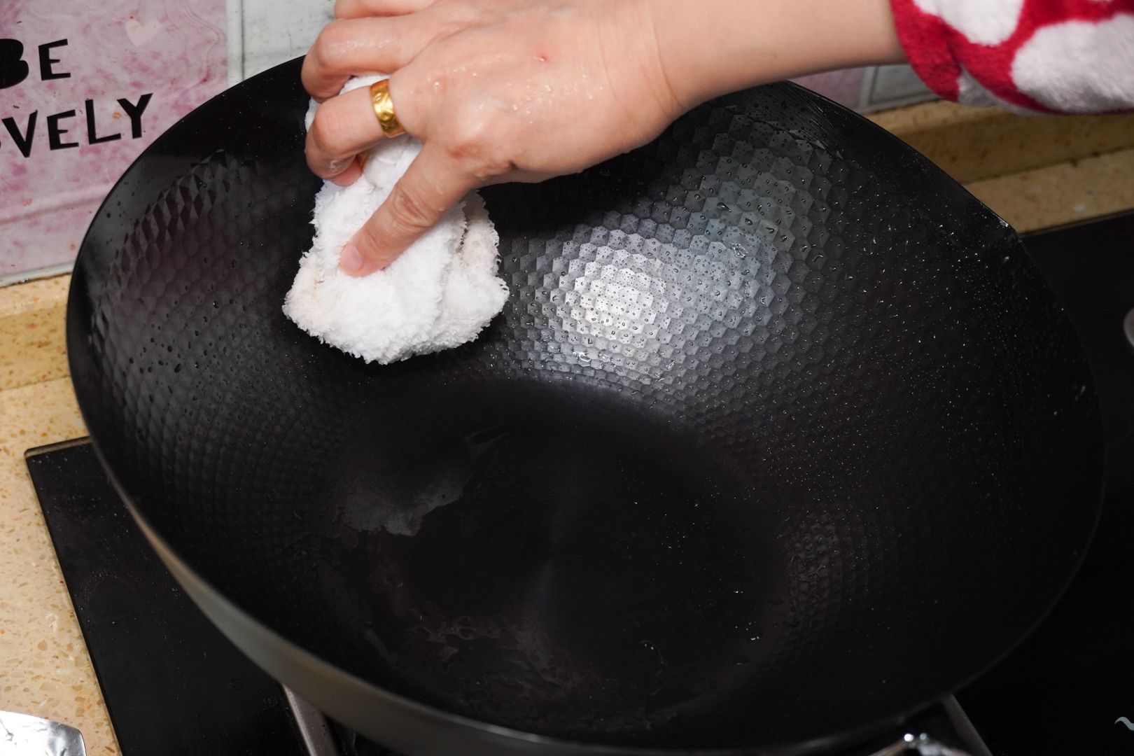 健康好吃的饭菜需要一口好锅,居派极铁炒锅测评