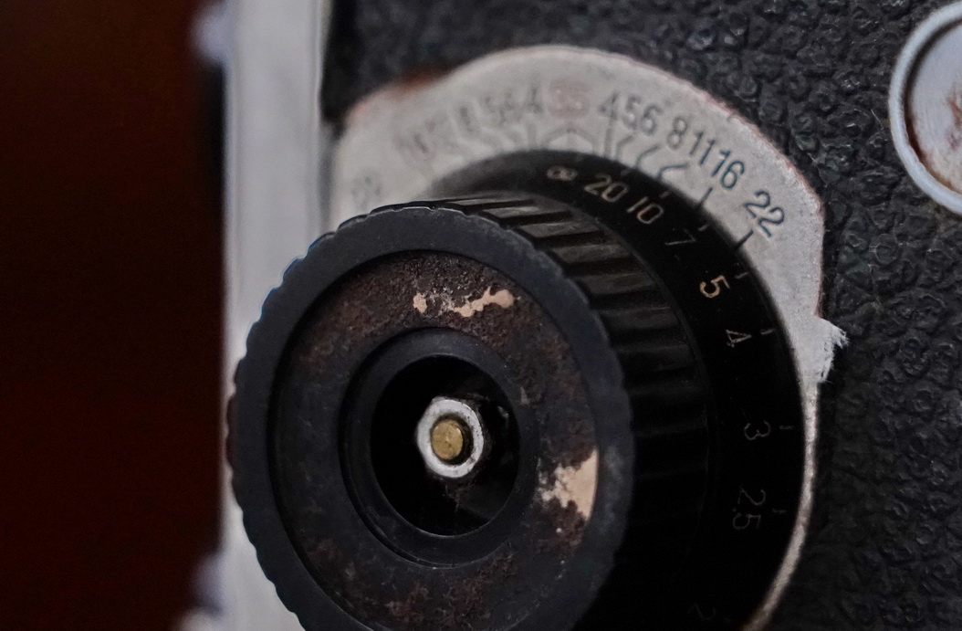 海鸥4b是什么镜头,海鸥4b相机能用135胶卷吗