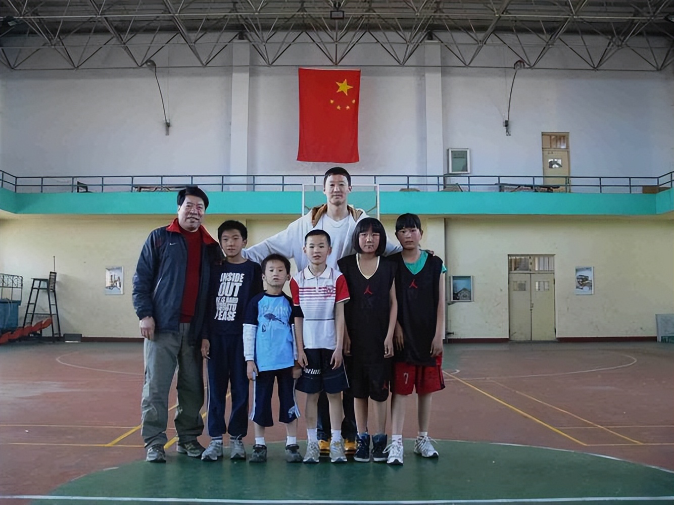 姚明cba各项数据纪录,cba总决赛姚明51分21篮板