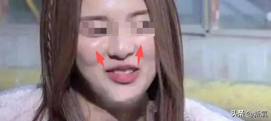 6位一大笑颜值就会崩塌的女明星,看起来笑的很魔性的女明星