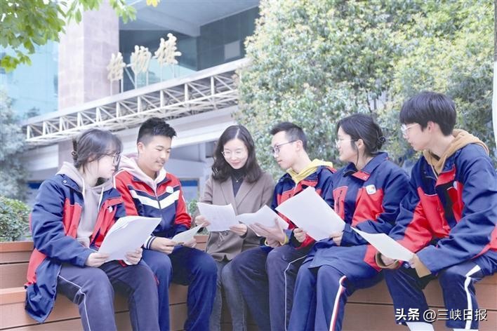 宜昌葛洲坝中学规划,宜昌市葛洲坝中学宣传