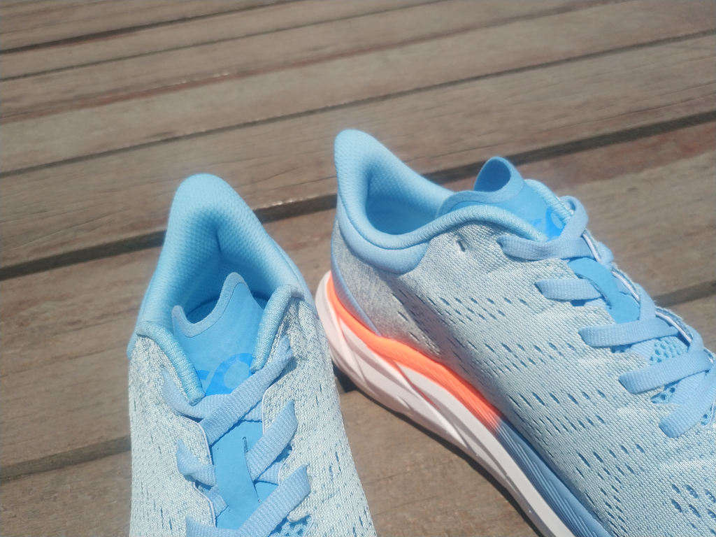 咕咚跑鞋逐日款,咕咚轻弹跑鞋