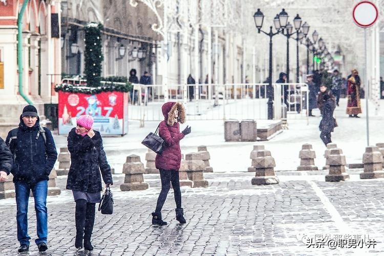 乌克兰女人大多从事什么工作,有多少乌克兰人在俄罗斯打工