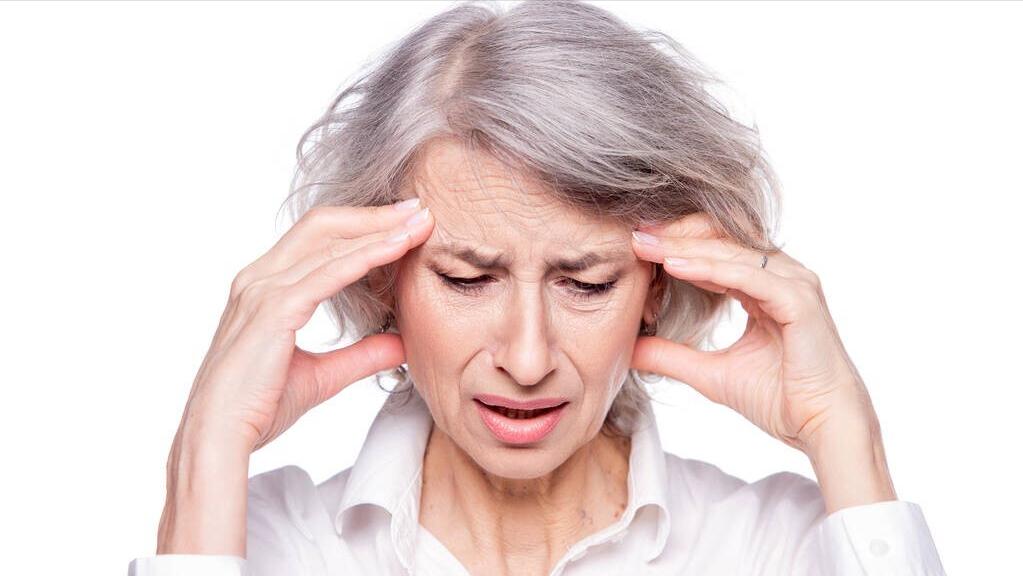 70岁以上老人的生活建议,老年人还能再婚或同居生活吗