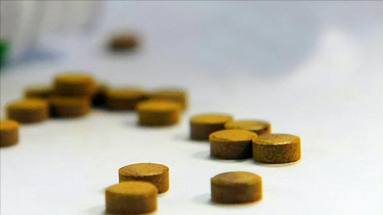 复方甘草片和易坦静哪个化痰好,复方甘草片可以止咳化痰平喘吗