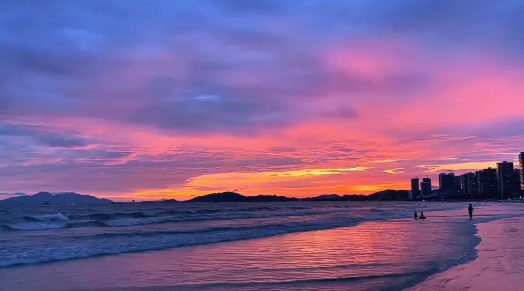 情绪是什么如何进行情绪调节,情绪是什么生理行为反应的总和