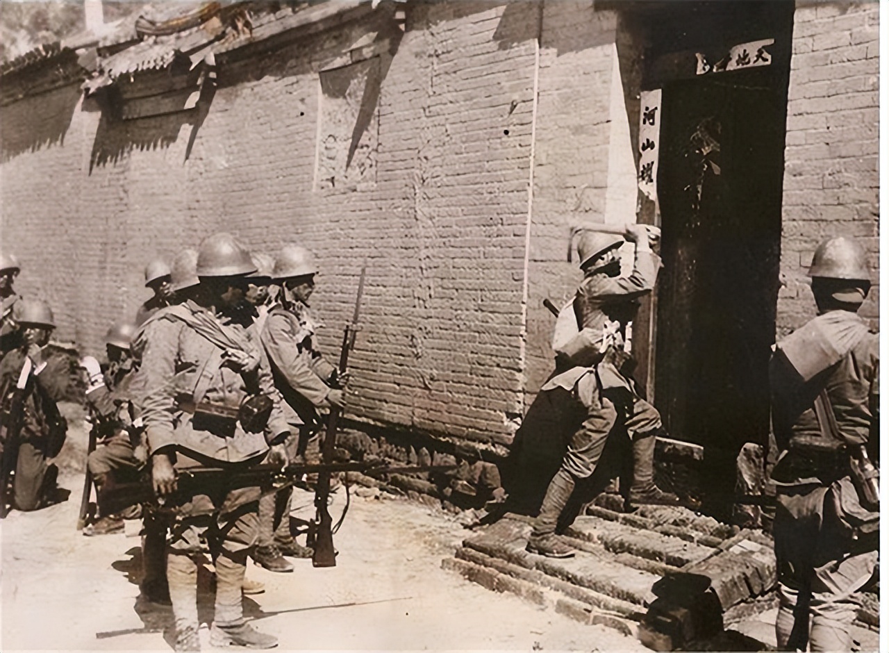 特工女儿回忆：长大才知，1931年那晚，母亲为何深夜要求女儿跳舞