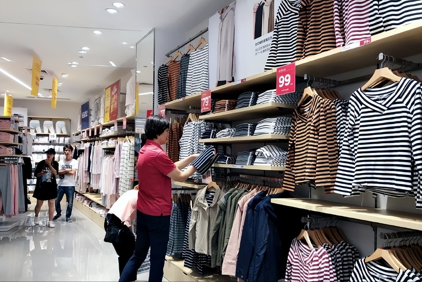 哪些品牌的衣服假货比较多,为什么品牌衣服假货那么多