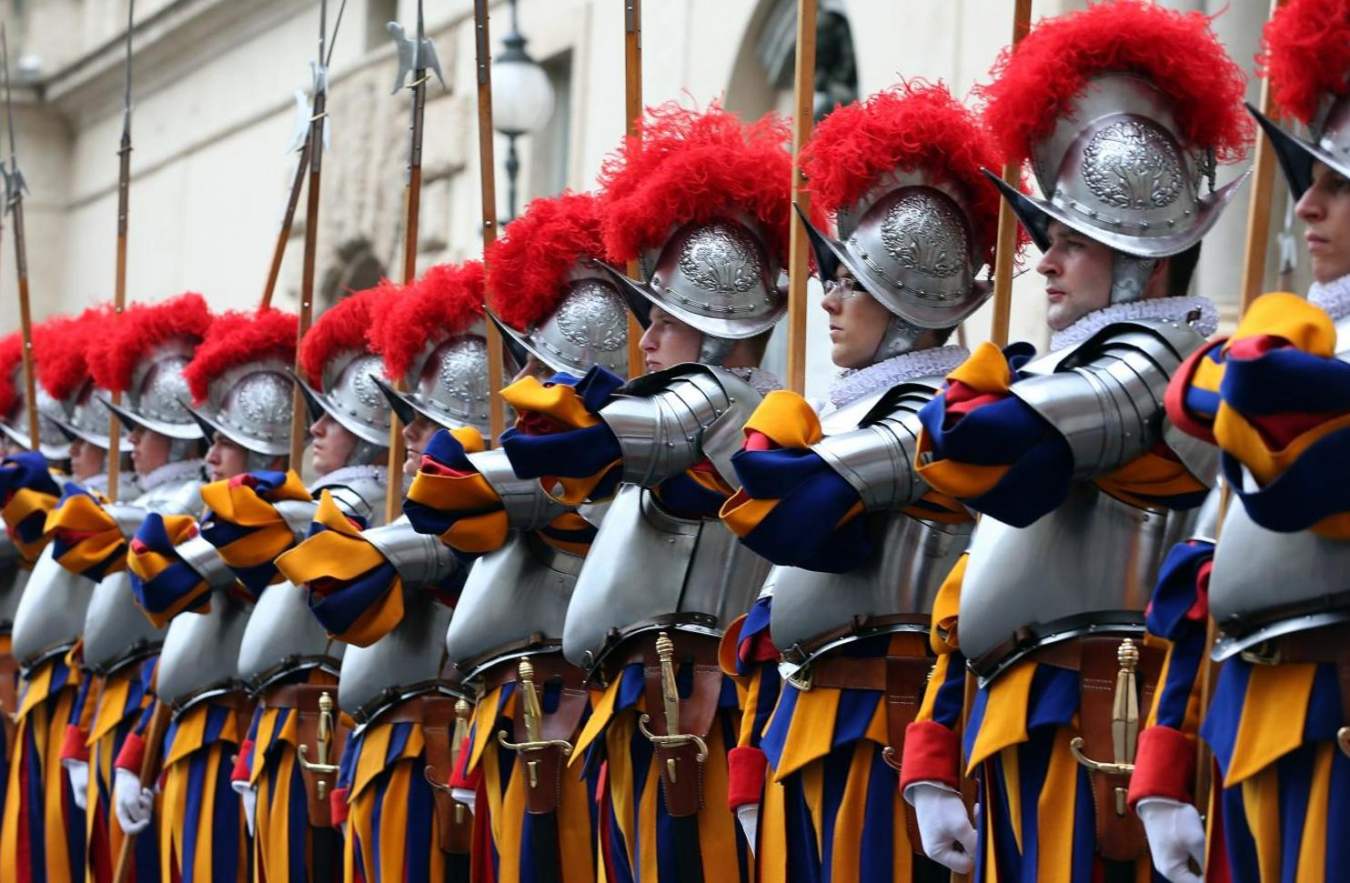 梵蒂冈历史上被入侵过吗,以前的梵蒂冈强大吗