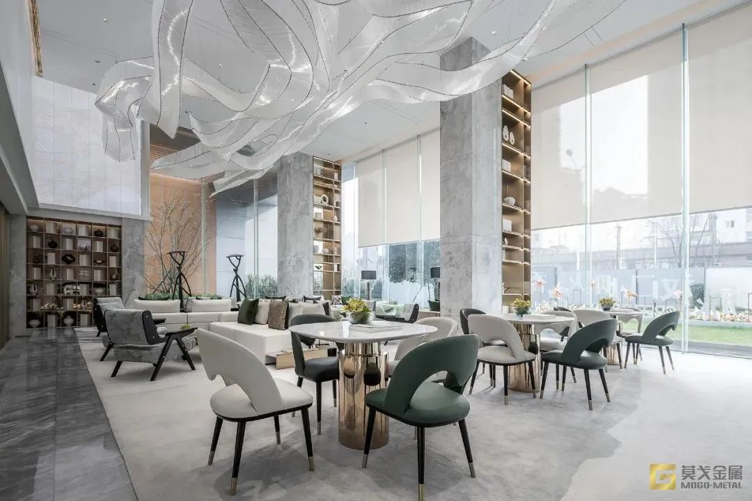 莫戈分享｜以简驭繁，追光逐影艺无境