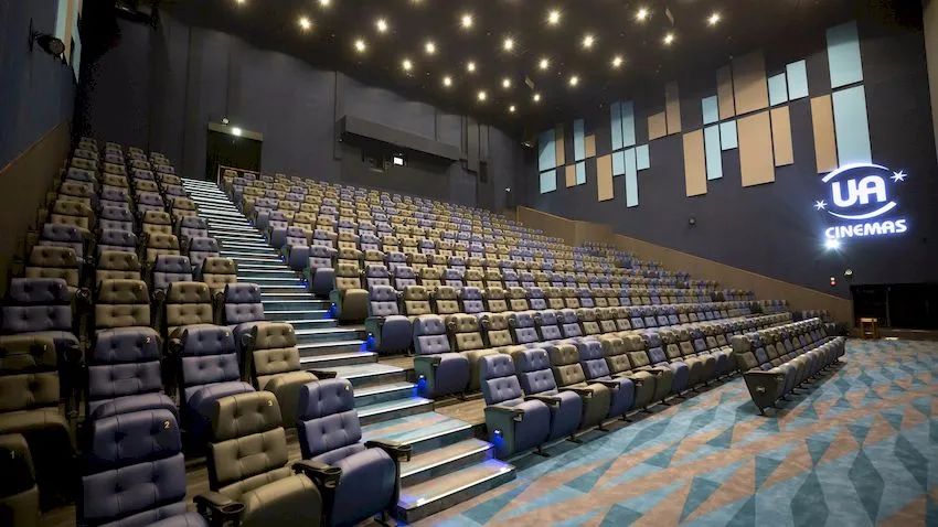 优之良品、许留山、UA…封关两年多，香港多少熟悉的店消失了？