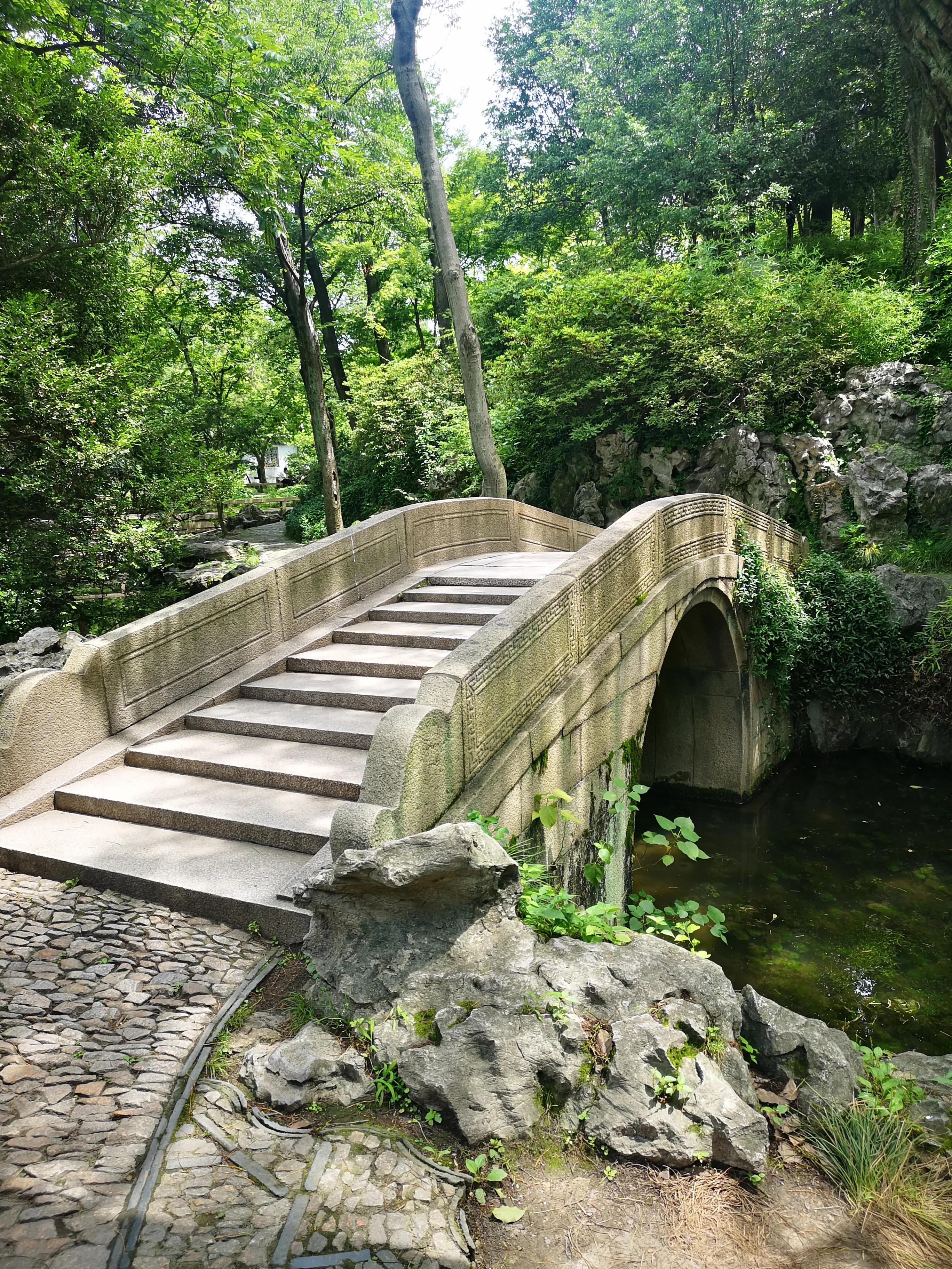 苏州拙政园园林艺术作品赏析,苏州园林拙政园美学鉴赏