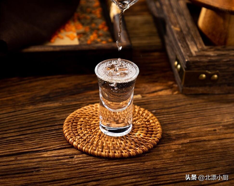 喝酒的时候要注意自己的酒量,喝酒出汗的人是不是酒量大