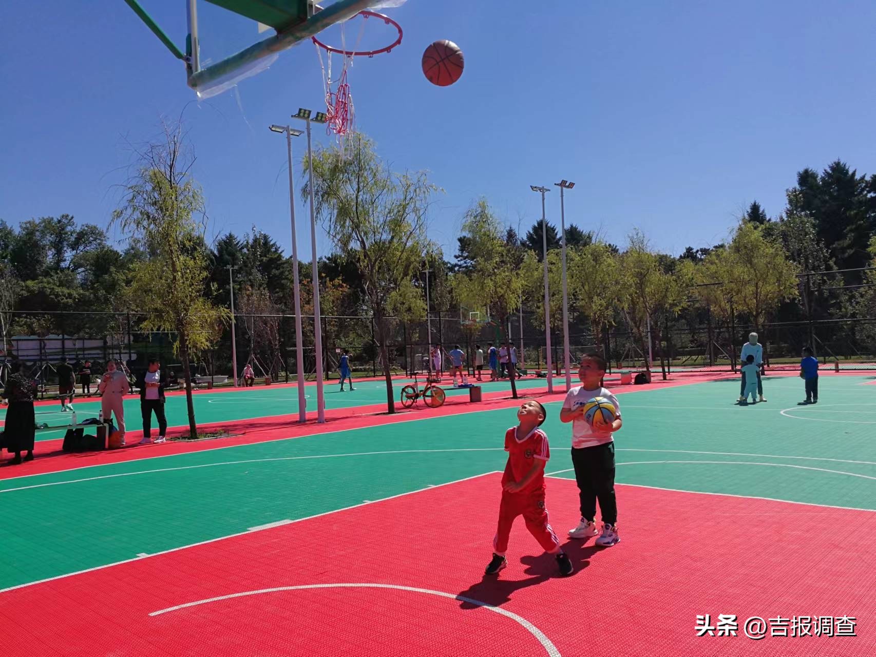 南湖公园健身中心,长春市全民健身公园